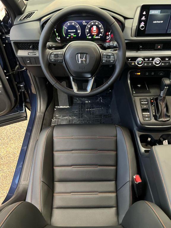 new 2026 Honda CR-V Hybrid car, priced at $41,675