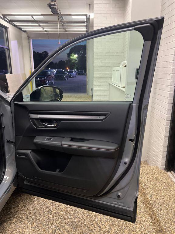 new 2026 Honda CR-V Hybrid car, priced at $42,130