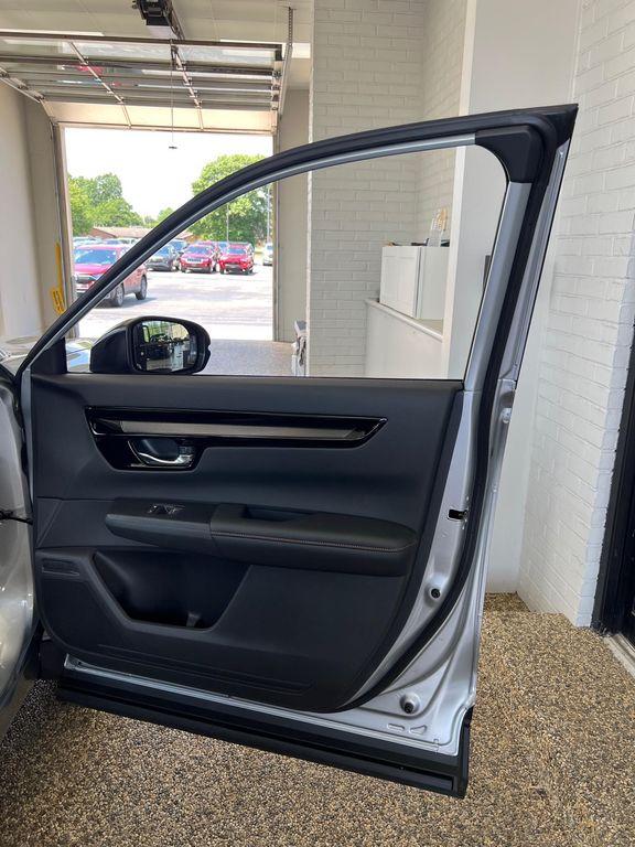 new 2026 Honda CR-V Hybrid car, priced at $43,645