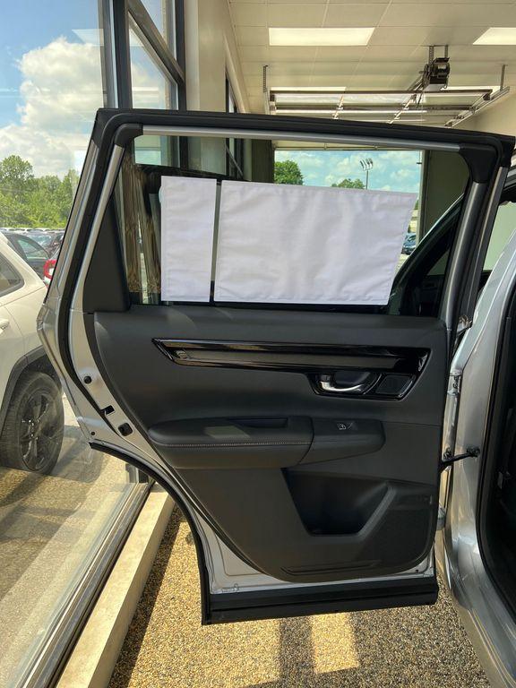 new 2026 Honda CR-V Hybrid car, priced at $43,645