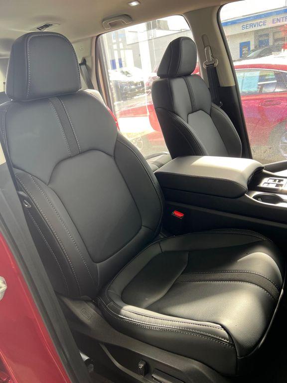 new 2025 Honda Pilot car, priced at $48,280