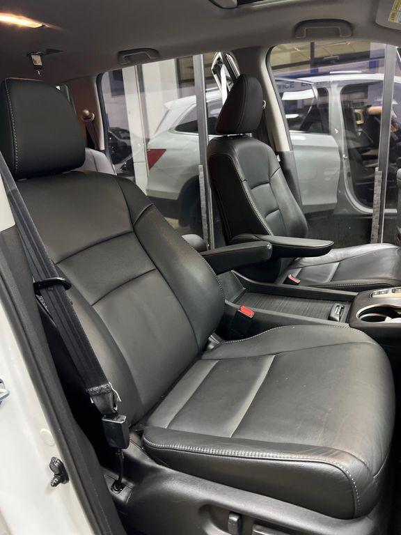 used 2022 Honda Pilot car, priced at $34,750