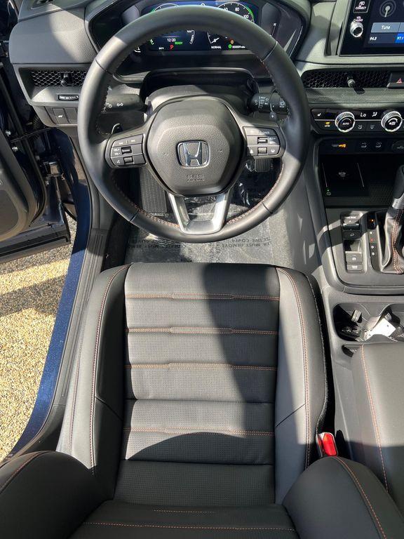 new 2026 Honda CR-V Hybrid car, priced at $41,675