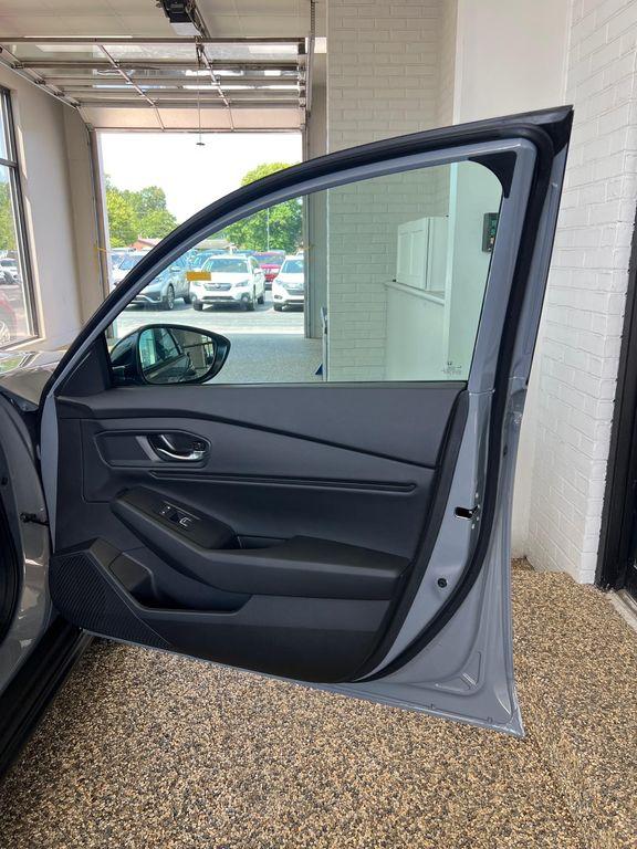 new 2025 Honda Accord car, priced at $32,165