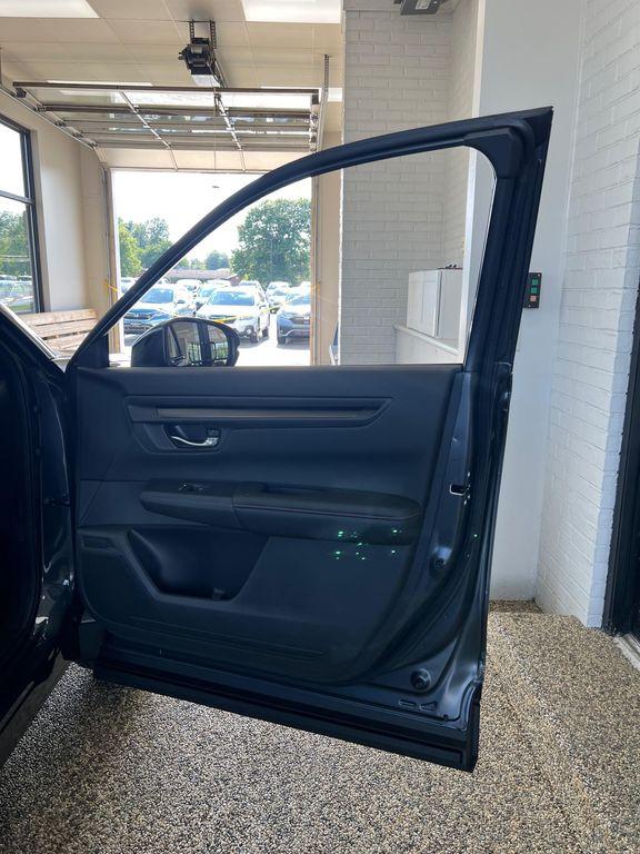 new 2026 Honda CR-V Hybrid car, priced at $38,525