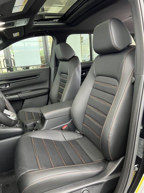 new 2026 Honda CR-V Hybrid car, priced at $41,620