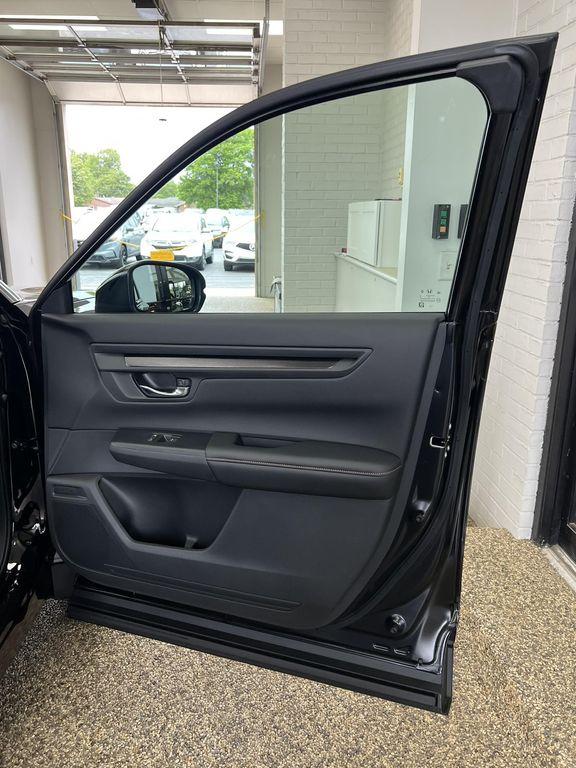 new 2026 Honda CR-V Hybrid car, priced at $41,620