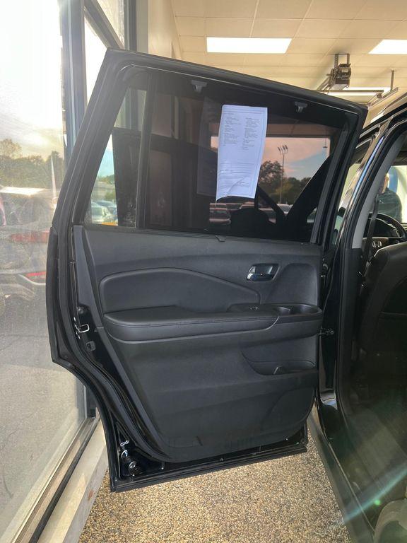used 2021 Honda Pilot car, priced at $27,750