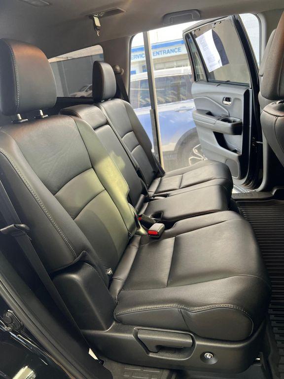 used 2021 Honda Pilot car, priced at $27,750