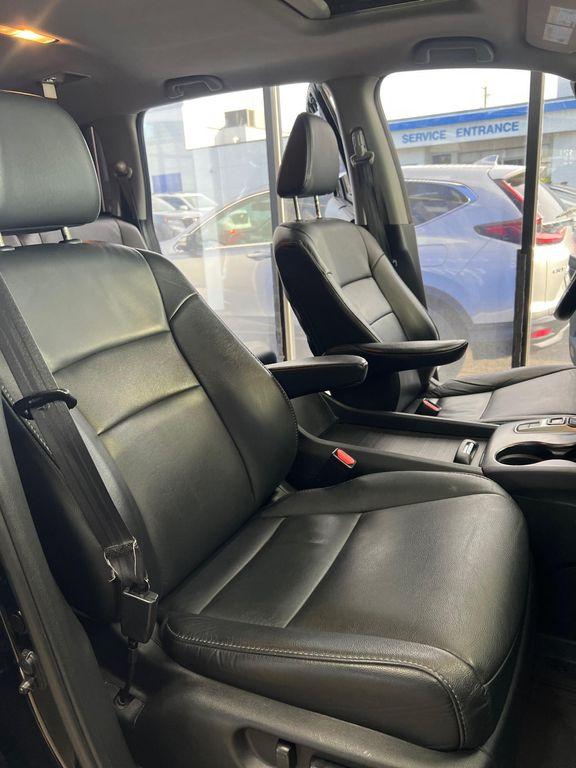used 2021 Honda Pilot car, priced at $27,750