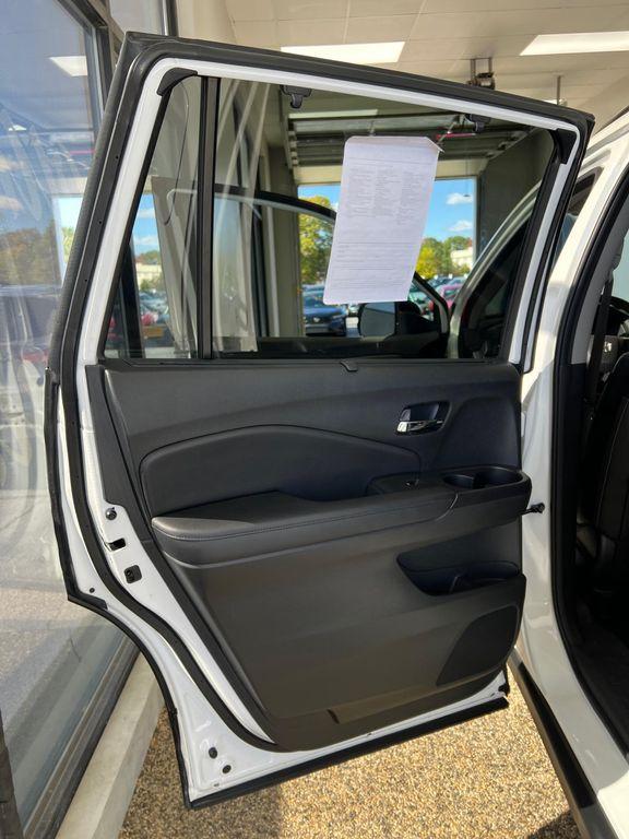 used 2022 Honda Pilot car, priced at $33,750