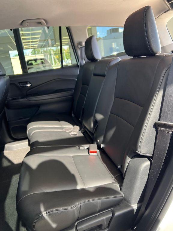 used 2022 Honda Pilot car, priced at $33,750