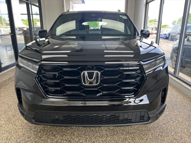 new 2025 Honda Pilot car, priced at $56,030