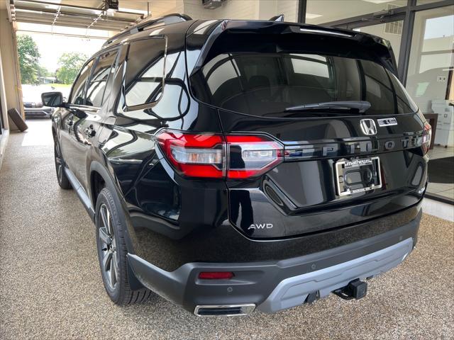 new 2025 Honda Pilot car, priced at $56,250