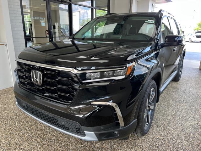 new 2025 Honda Pilot car, priced at $56,250