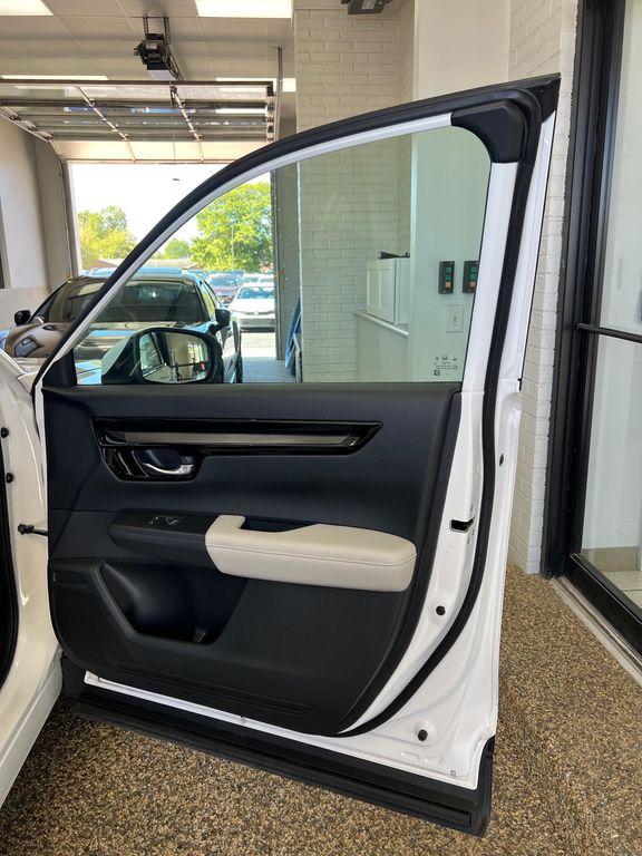used 2023 Honda CR-V car, priced at $31,750