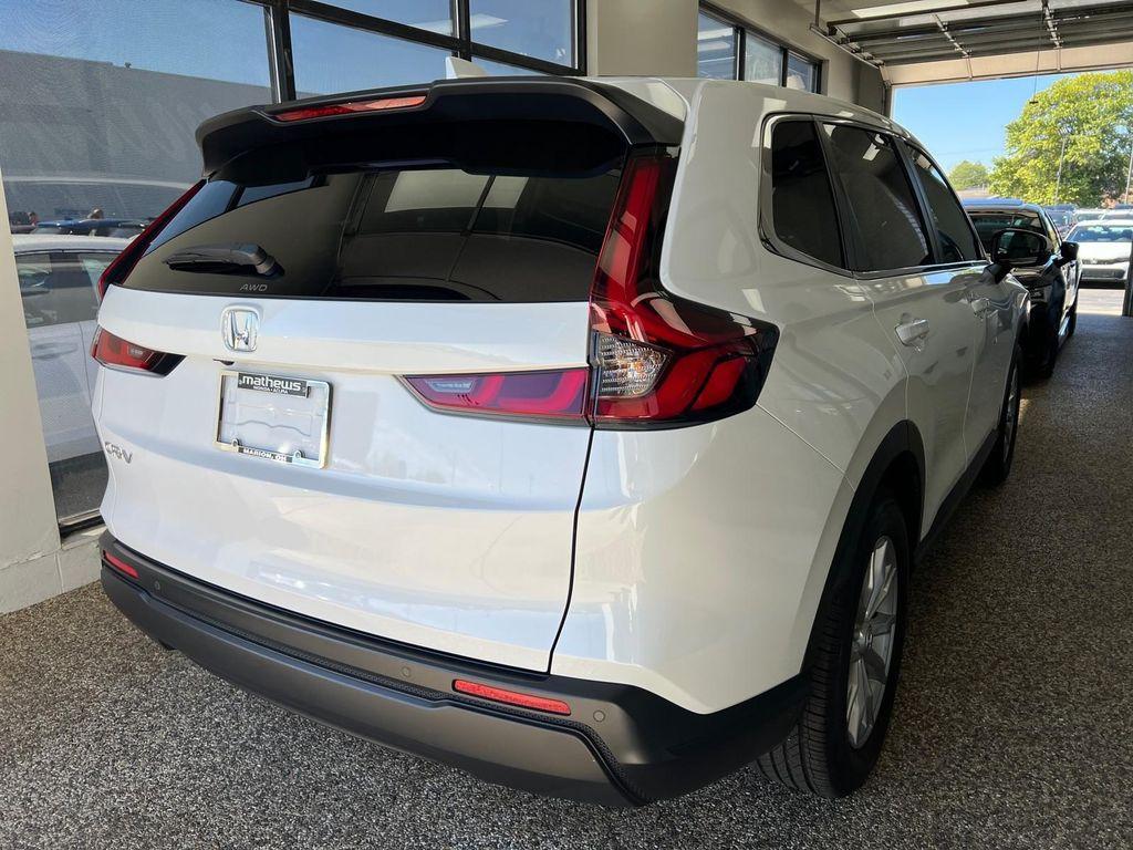 used 2023 Honda CR-V car, priced at $31,750