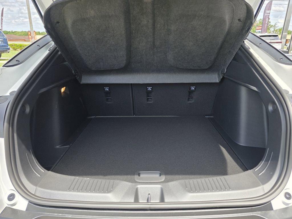 new 2025 Buick Envista car, priced at $24,295