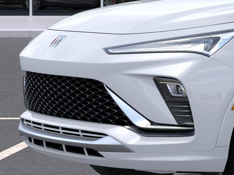 new 2025 Buick Envista car, priced at $32,225
