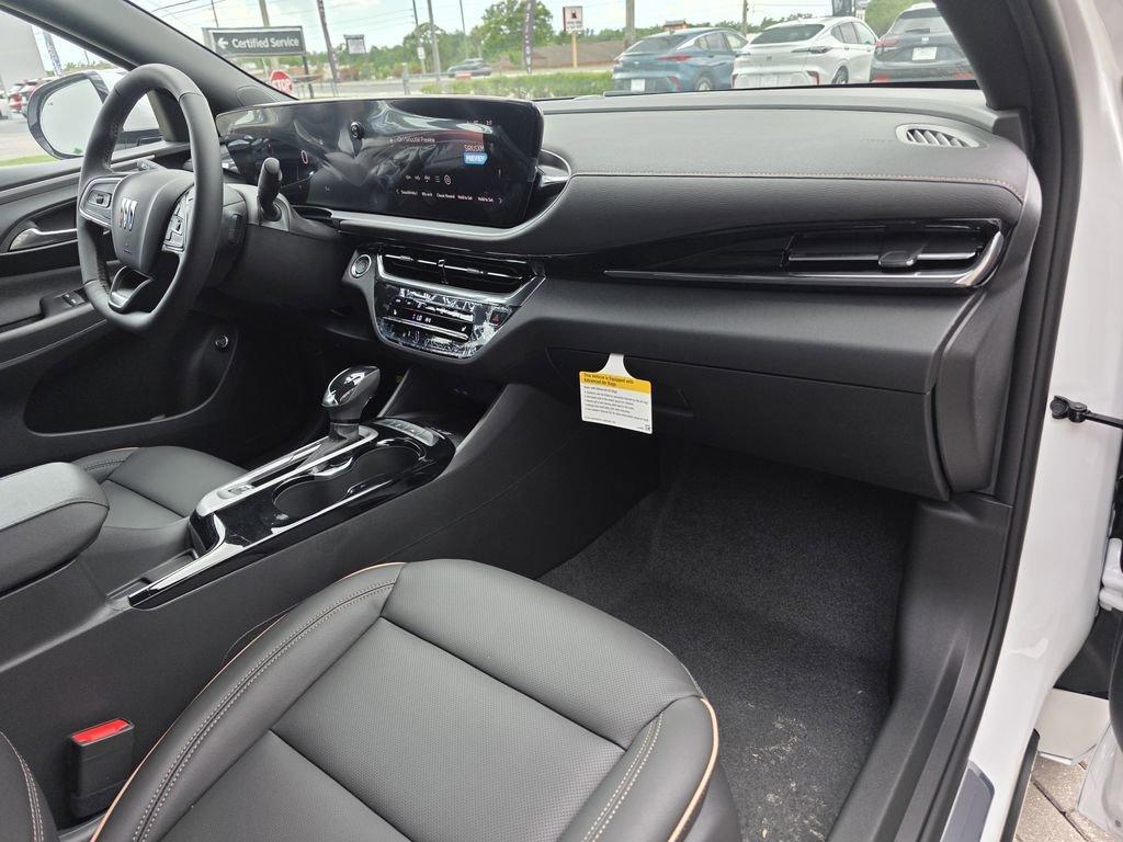 new 2025 Buick Envista car, priced at $29,225