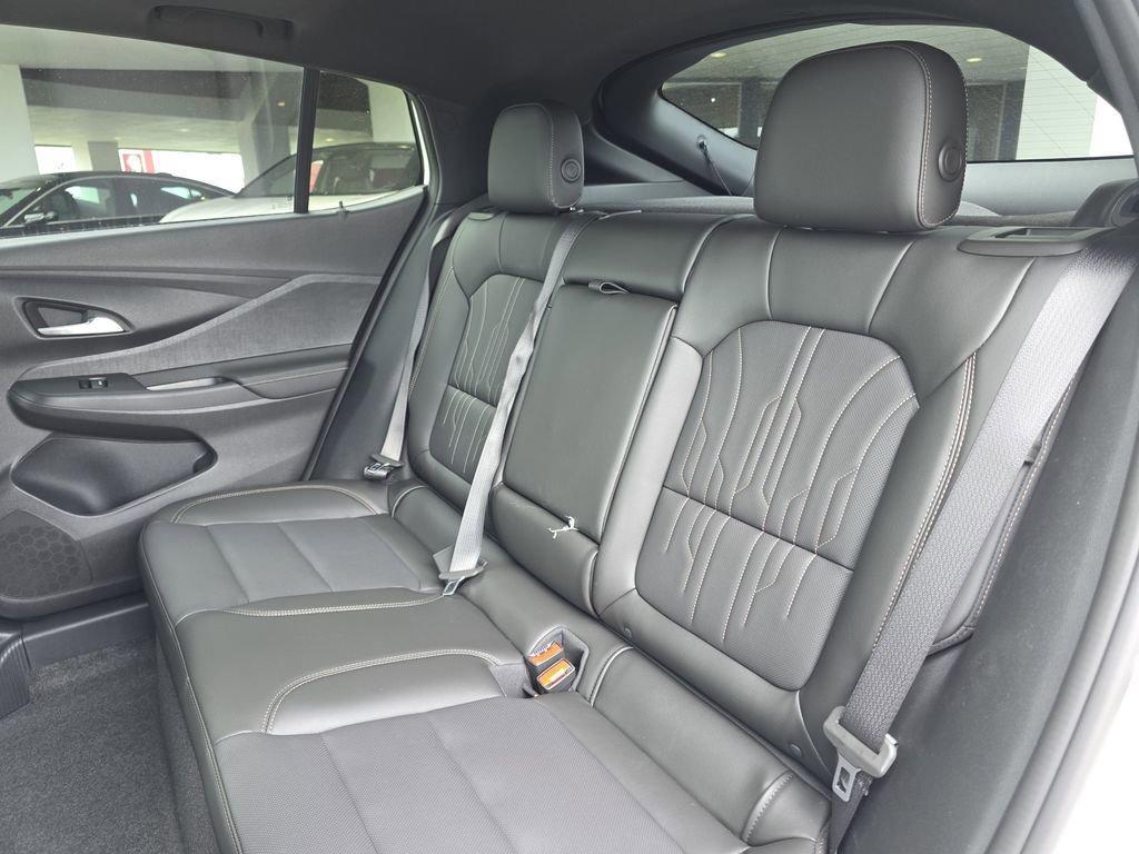 new 2025 Buick Envista car, priced at $29,225
