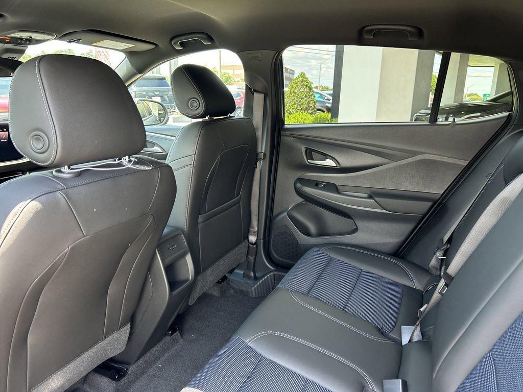 new 2025 Buick Envista car, priced at $25,415
