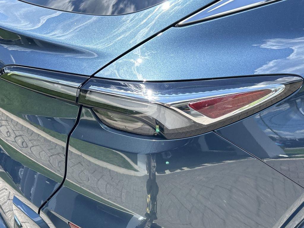 new 2025 Buick Envista car, priced at $28,585