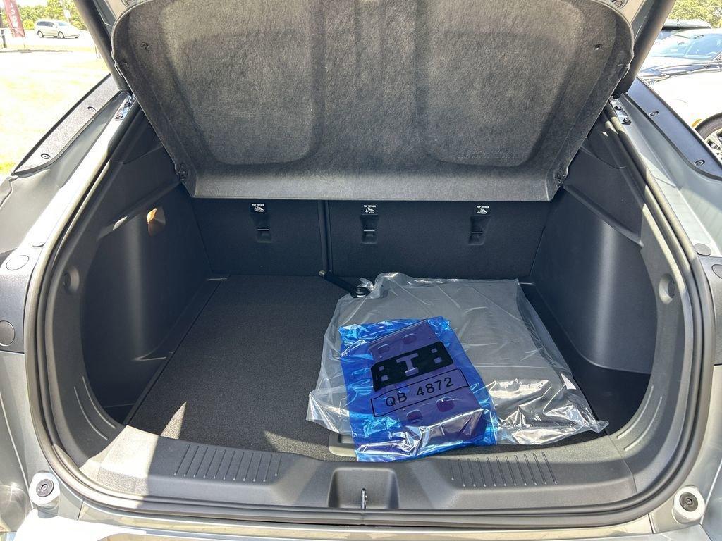 new 2025 Buick Envista car, priced at $28,585