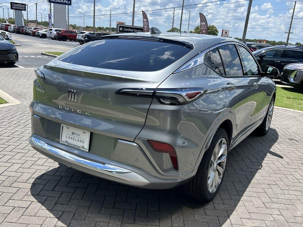 new 2025 Buick Envista car, priced at $28,585