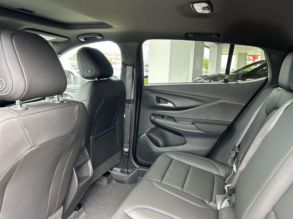 new 2025 Buick Envista car, priced at $27,070