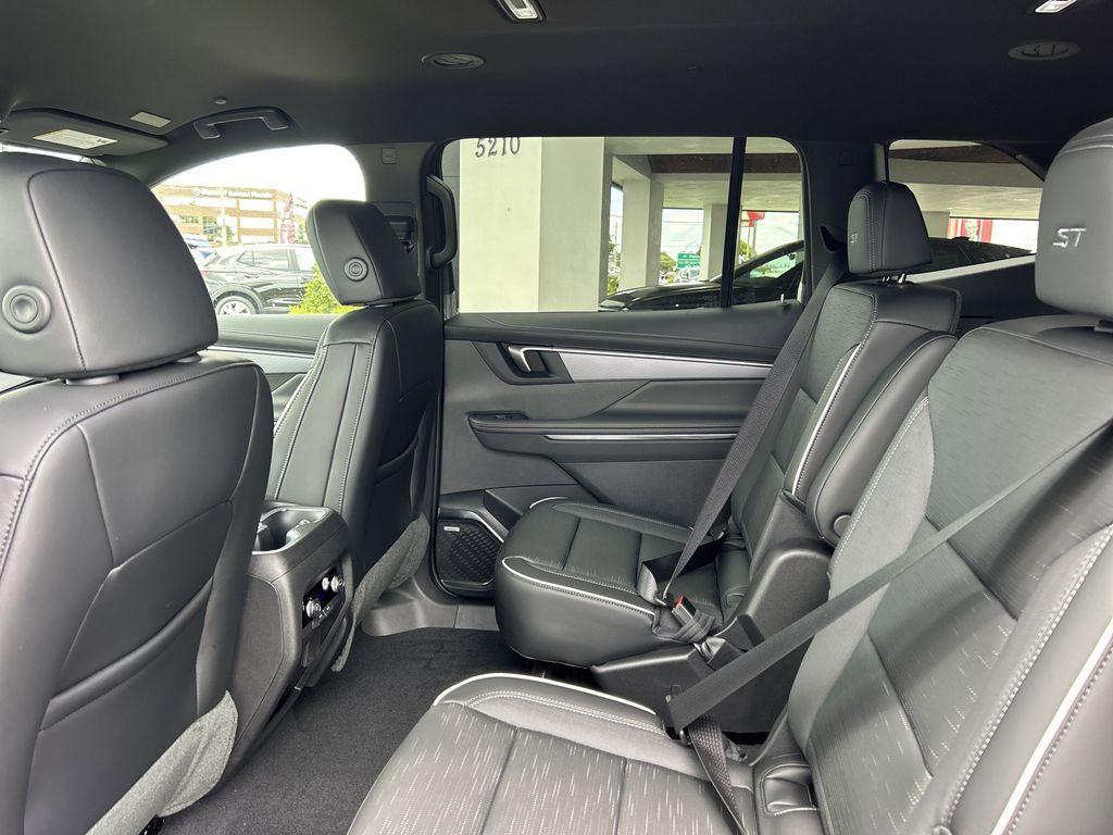 new 2026 Buick Enclave car, priced at $57,005