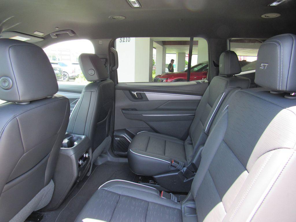 new 2026 Buick Enclave car, priced at $54,305