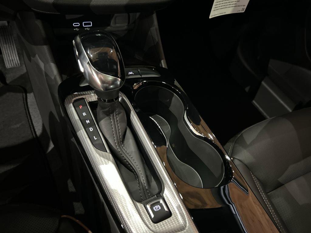 new 2025 Buick Envista car, priced at $28,585