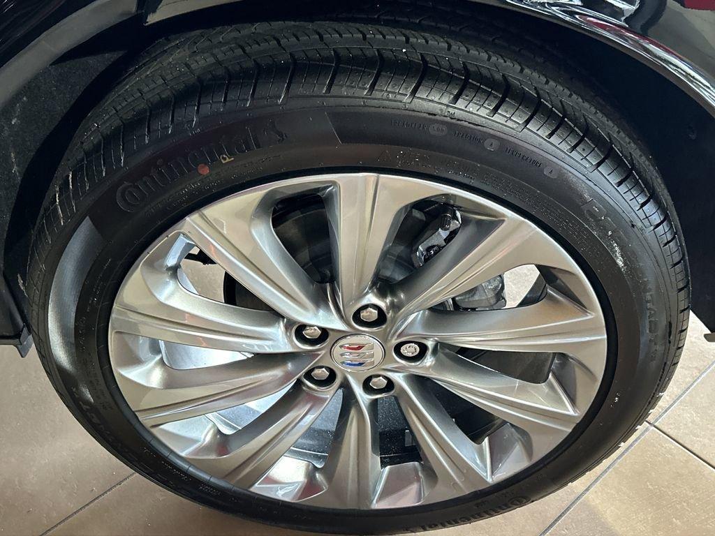 new 2025 Buick Envista car, priced at $28,585