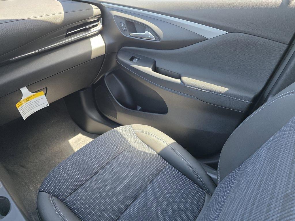 new 2025 Buick Envista car, priced at $24,185