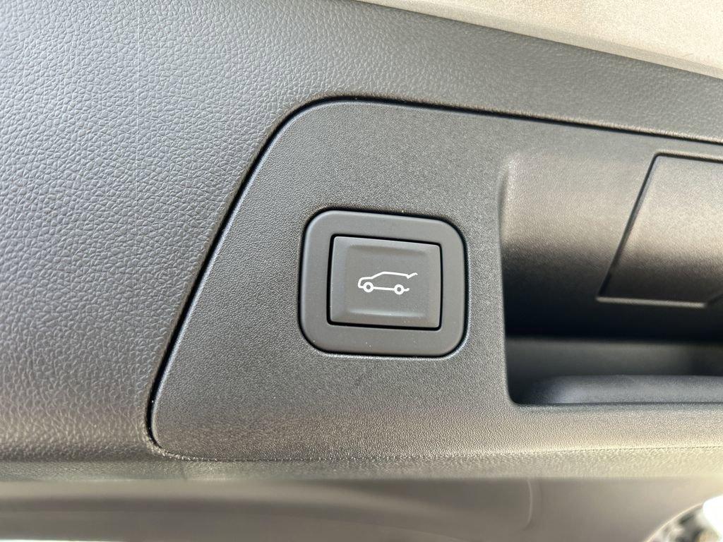 new 2025 Buick Envision car, priced at $41,740
