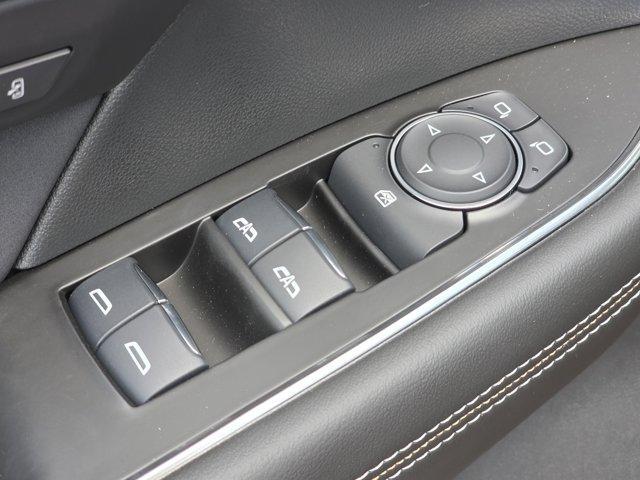 new 2025 Buick Envision car, priced at $39,390