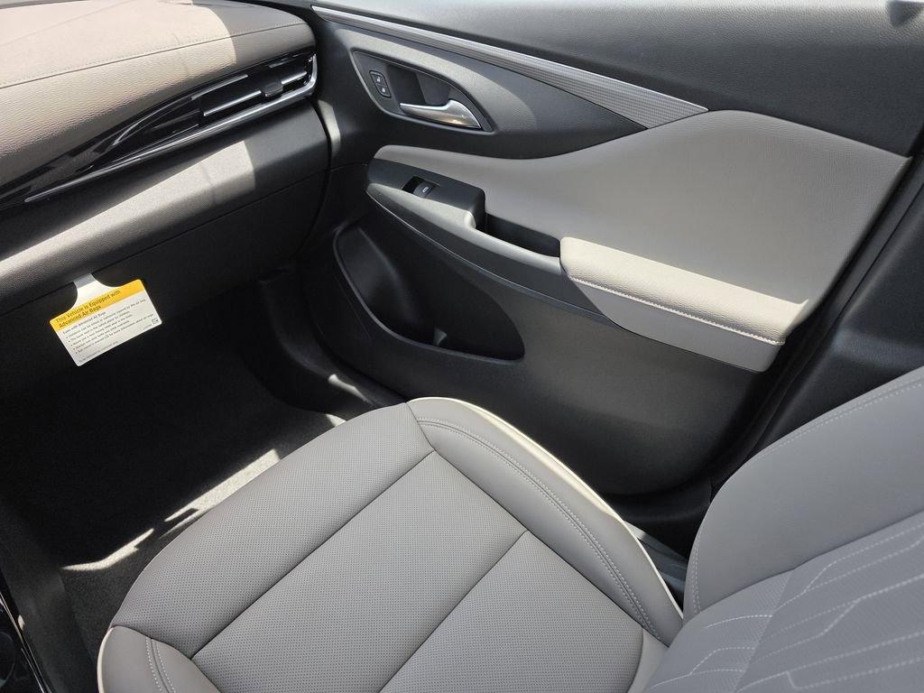 new 2025 Buick Envista car, priced at $29,484