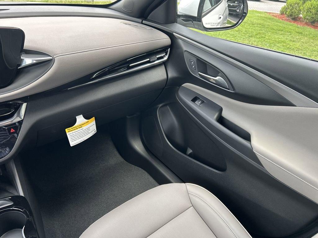 new 2025 Buick Envista car, priced at $29,185