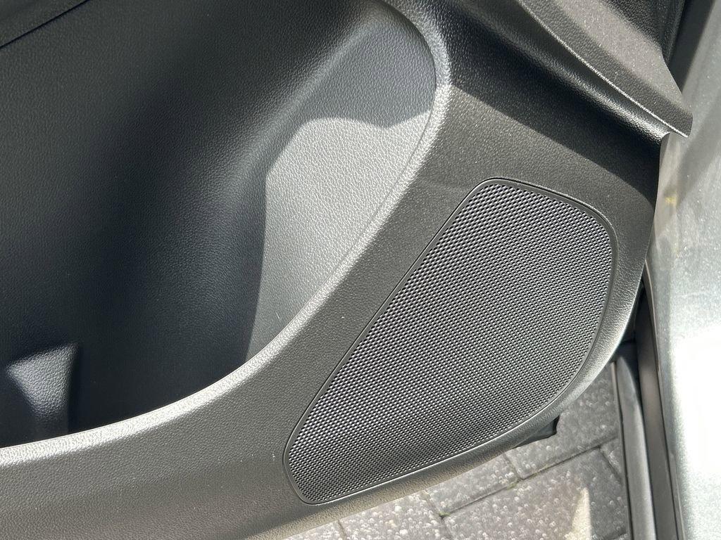 new 2025 Buick Envista car, priced at $24,820