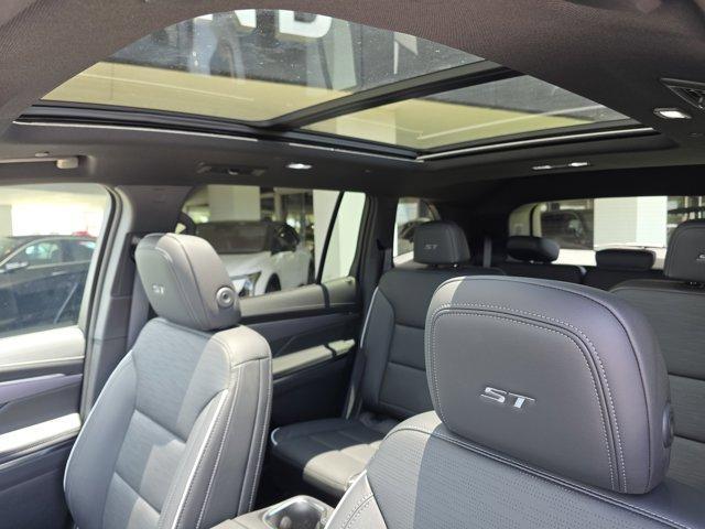 new 2025 Buick Enclave car, priced at $52,335