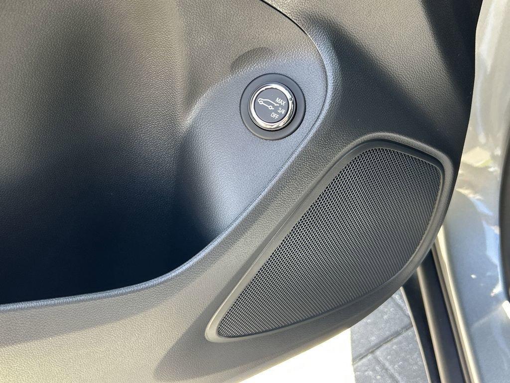 new 2026 Buick Encore GX car, priced at $27,870