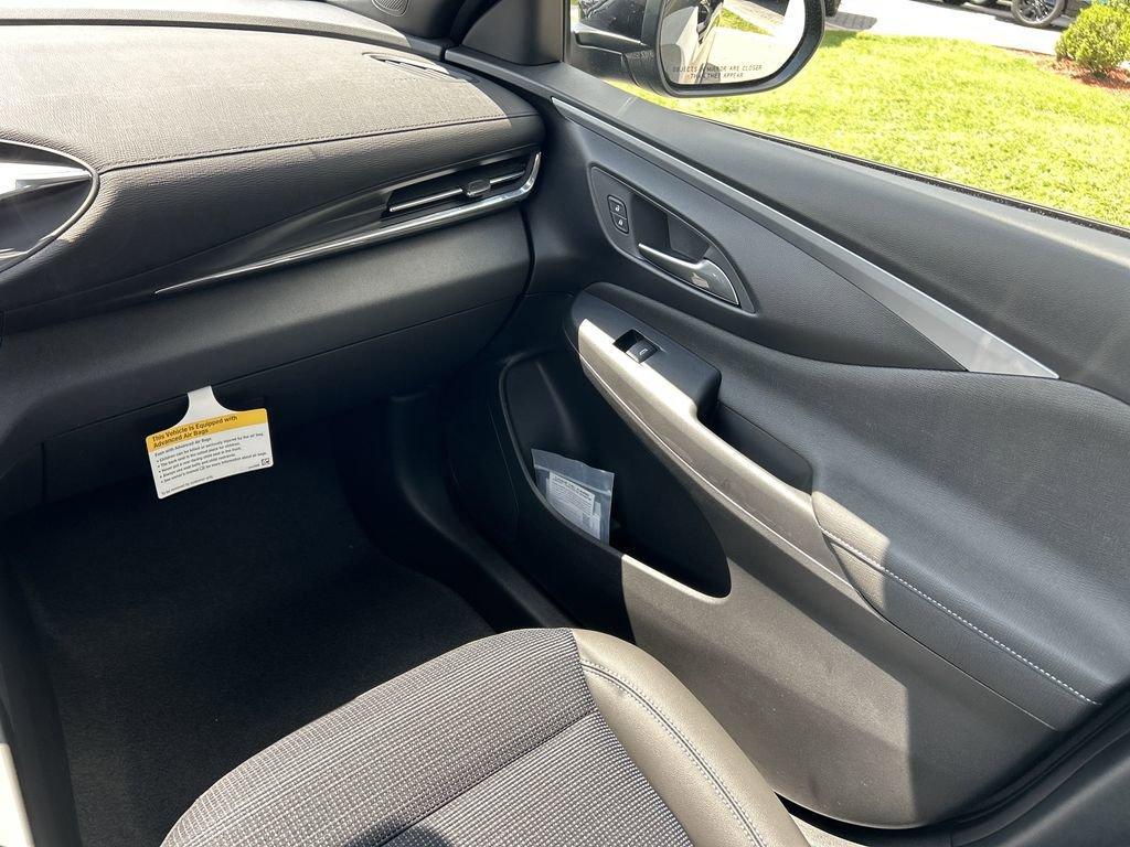 new 2025 Buick Envista car, priced at $25,415