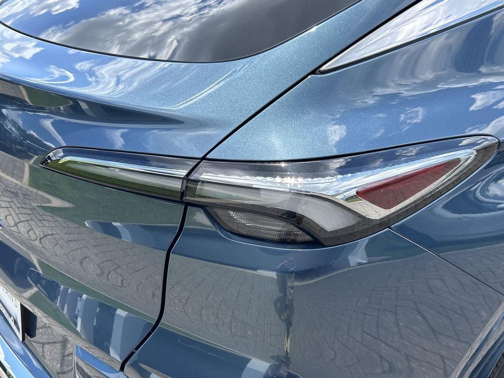 new 2025 Buick Envista car, priced at $28,585