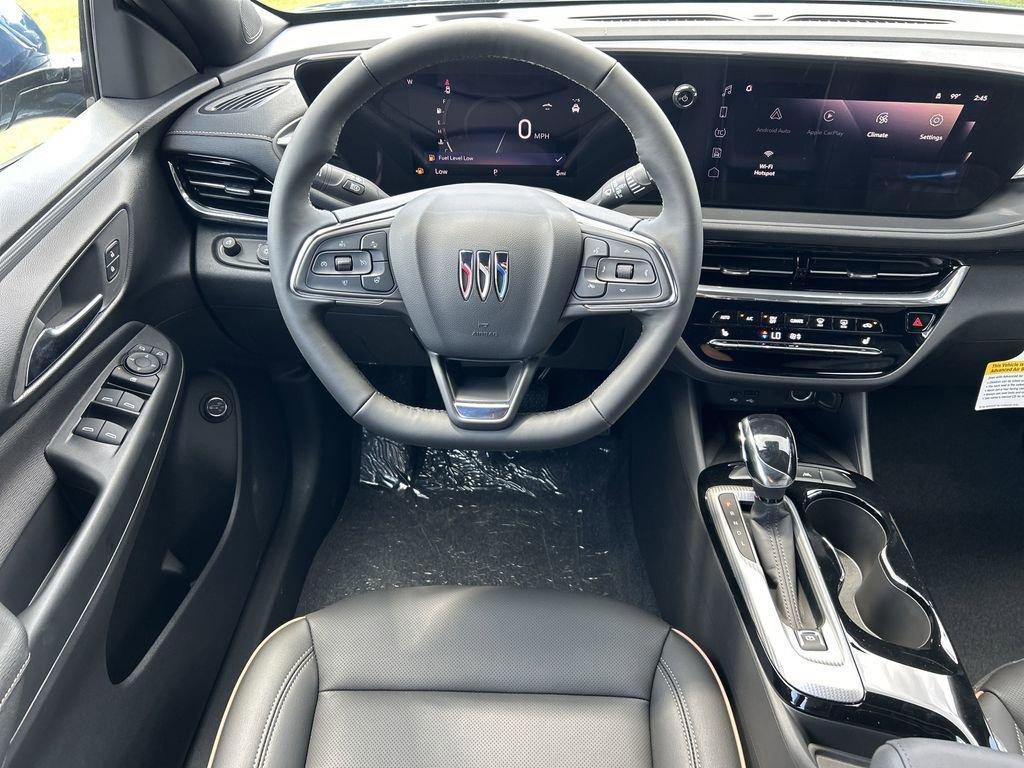 new 2025 Buick Envista car, priced at $28,585