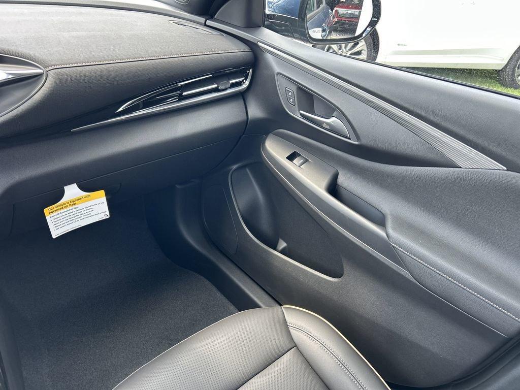 new 2025 Buick Envista car, priced at $28,585