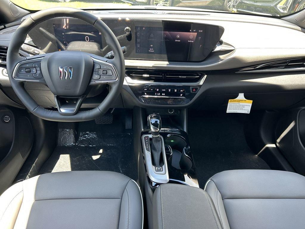 new 2025 Buick Envista car, priced at $29,185