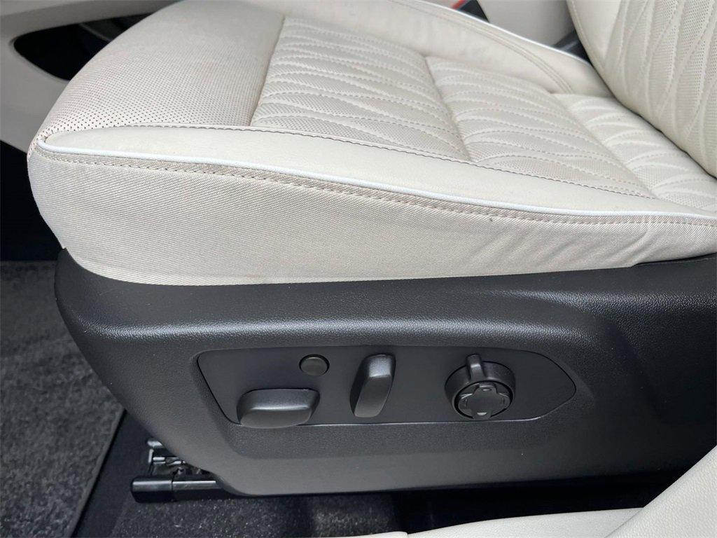 used 2021 Buick Envision car, priced at $25,691