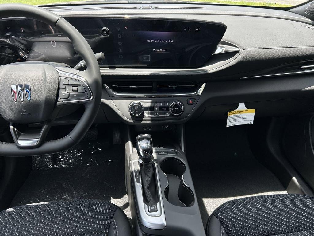 new 2025 Buick Envista car, priced at $25,375