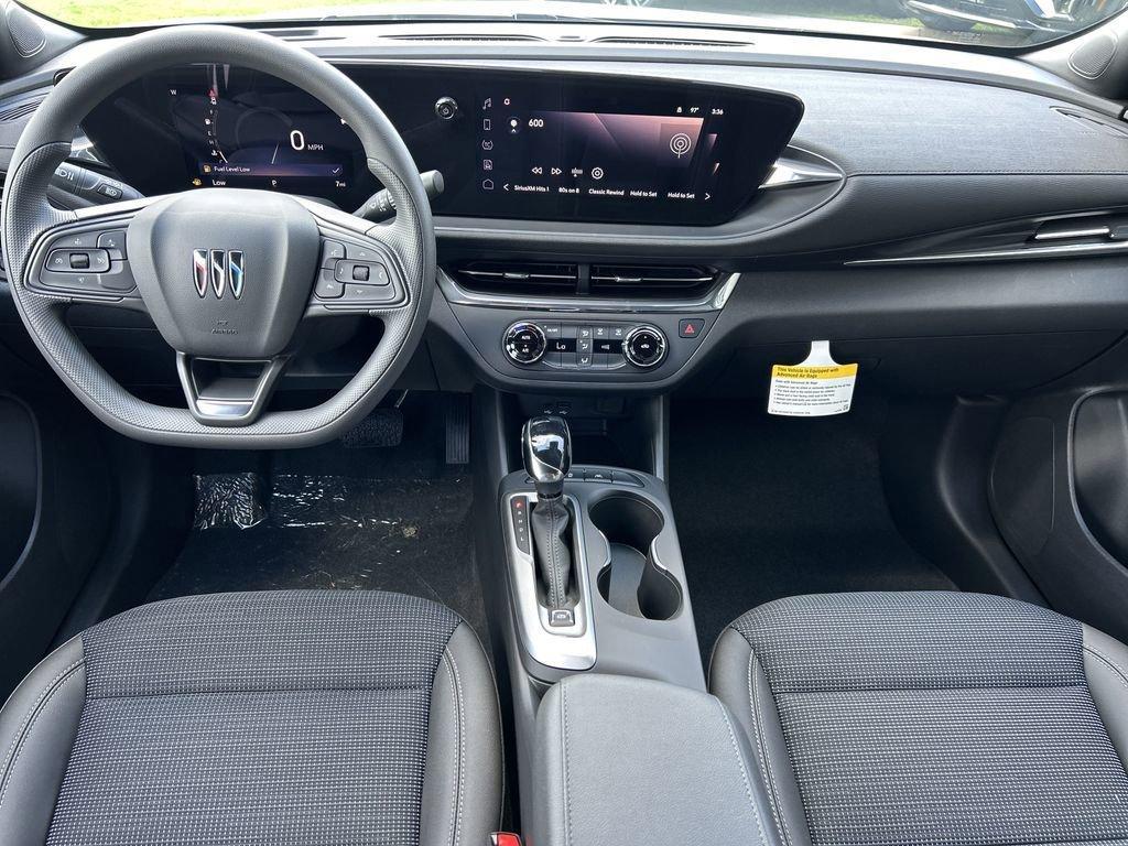 new 2025 Buick Envista car, priced at $23,290